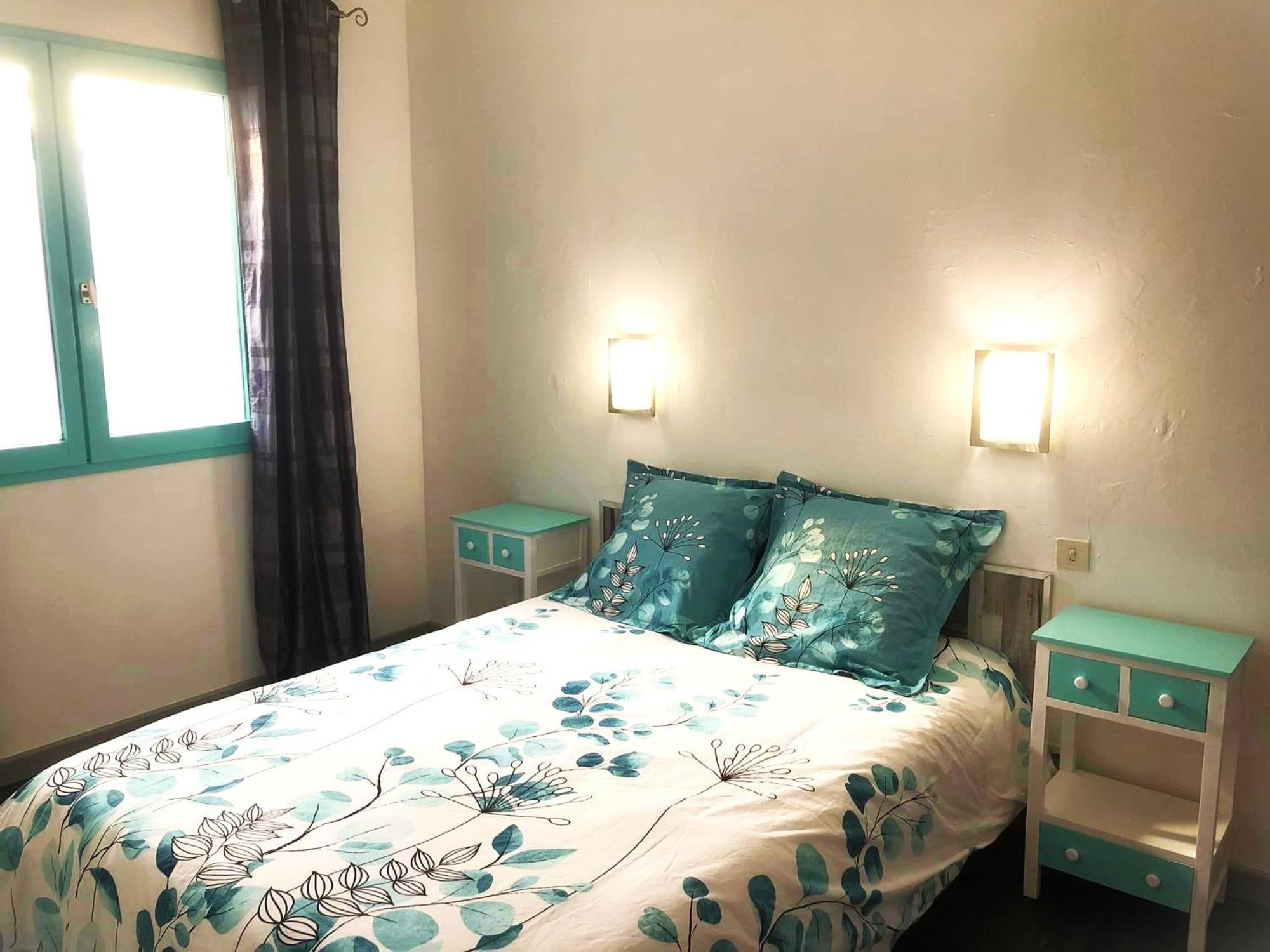 Hotel Les Persedes Lavilledieu  외부 사진