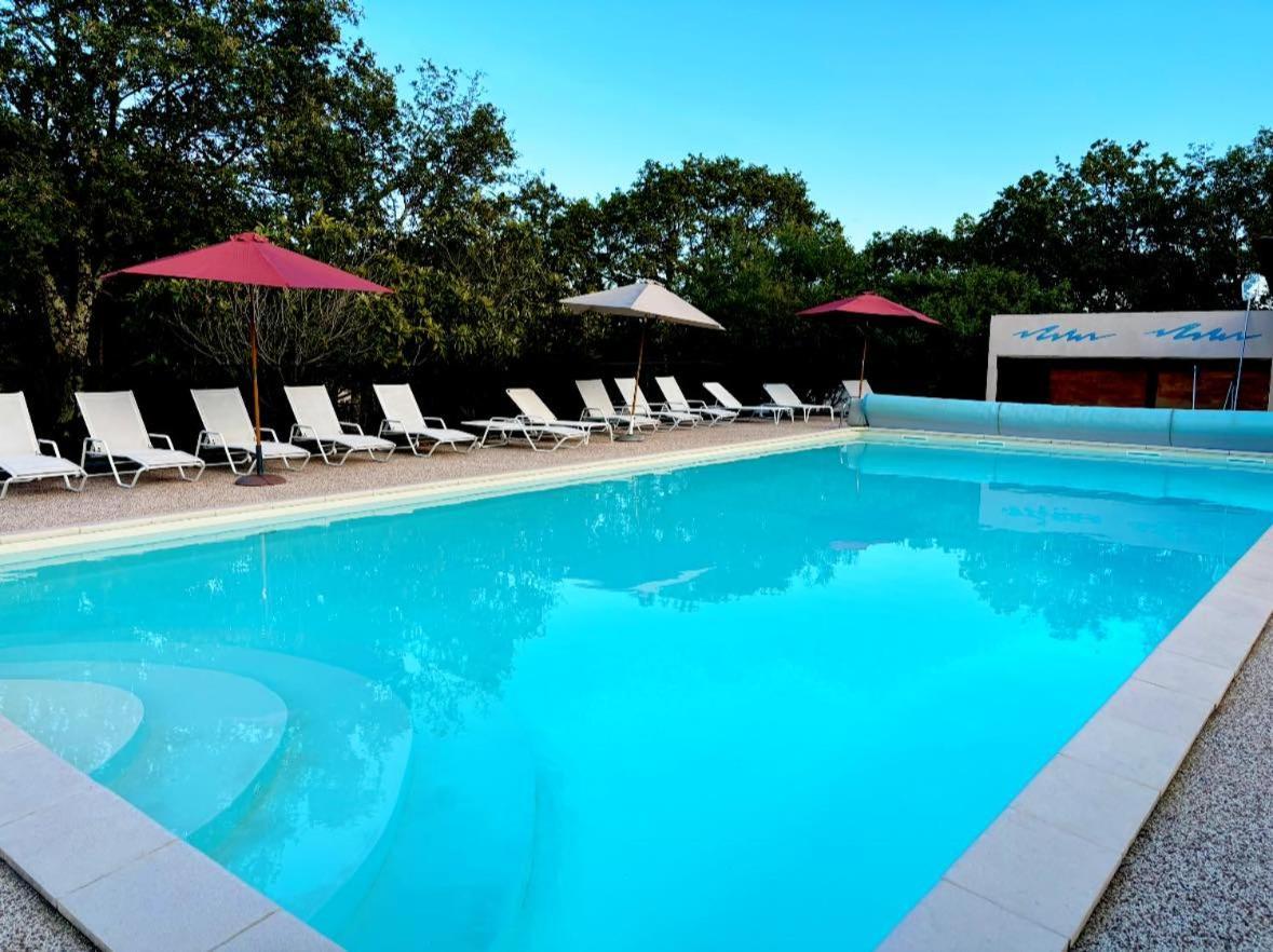 Hotel Les Persedes Lavilledieu  외부 사진