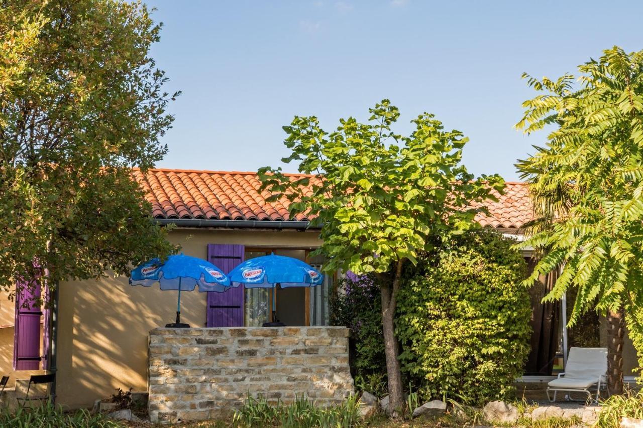 Hotel Les Persedes Lavilledieu  외부 사진