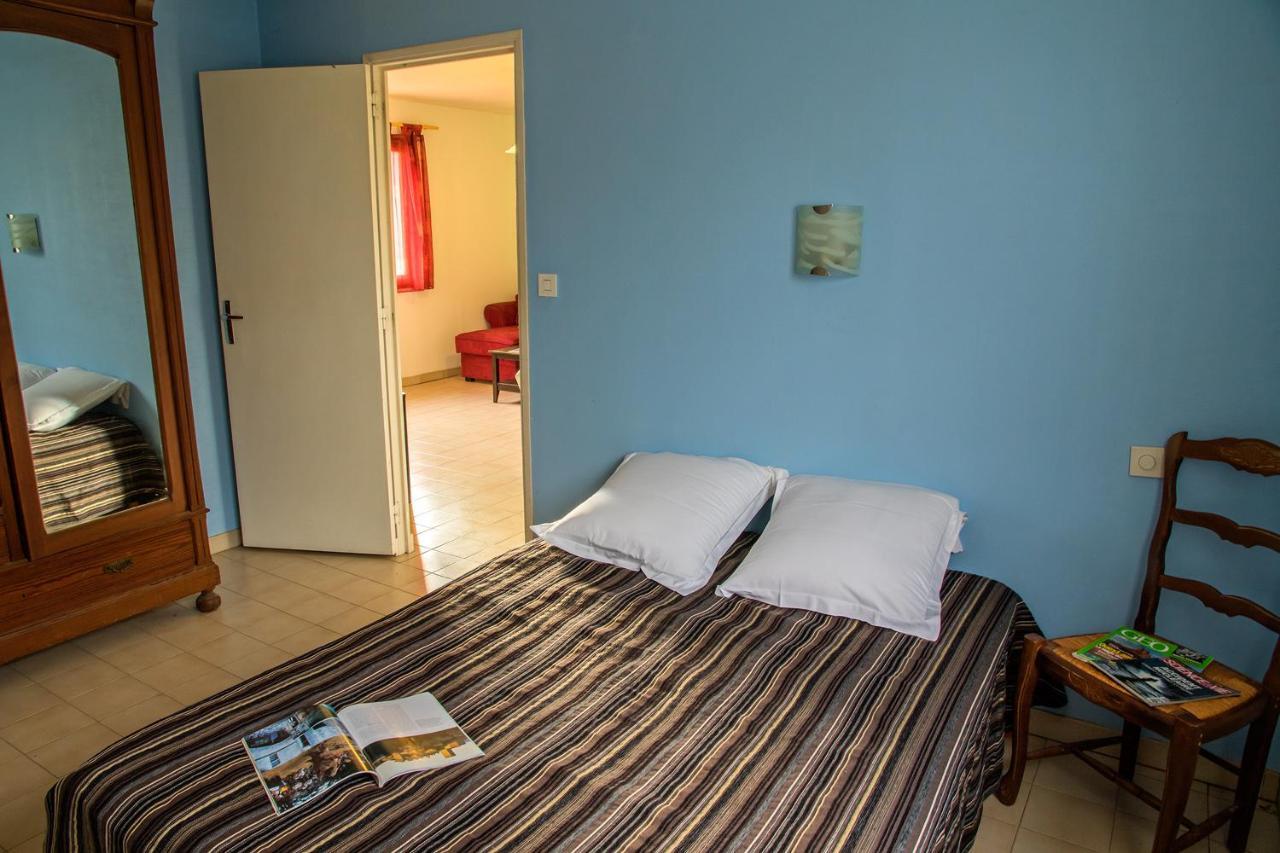 Hotel Les Persedes Lavilledieu  외부 사진