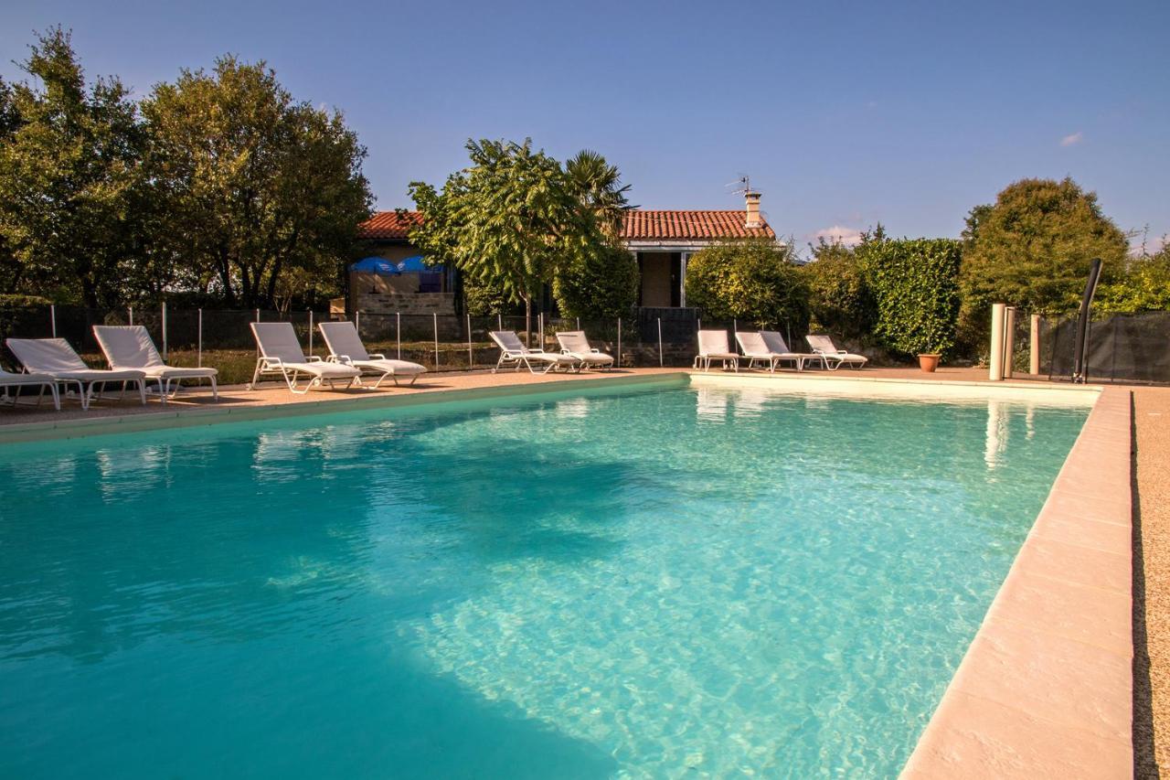Hotel Les Persedes Lavilledieu  외부 사진